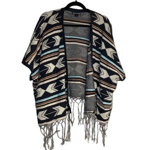 DOUBLE ZERO Women’s Southwestern Poncho Style Sweater With Fringe Hem size S